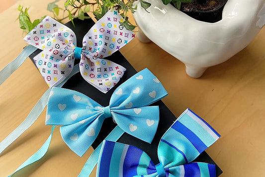 Bundle of 50 unique hand made bows